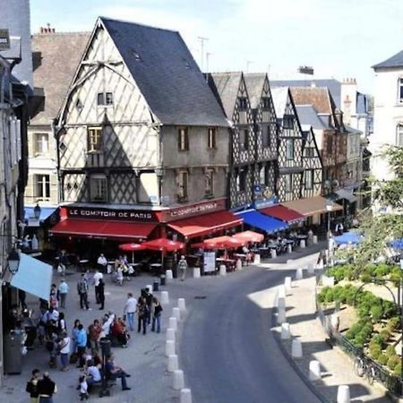 Le Baldaquin Quartier Cathedrale-Marais Apartment Bourges Exterior photo